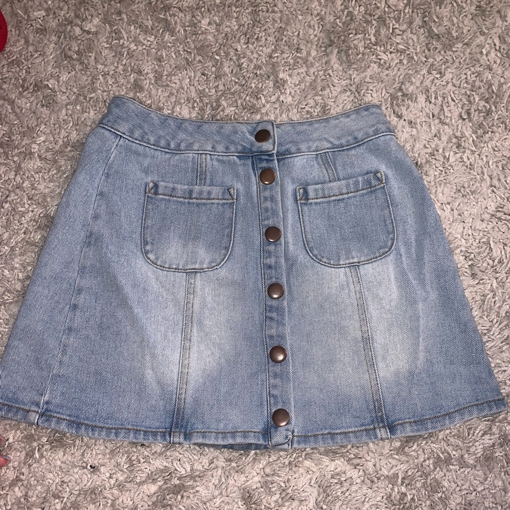 Brandy Melville skirt